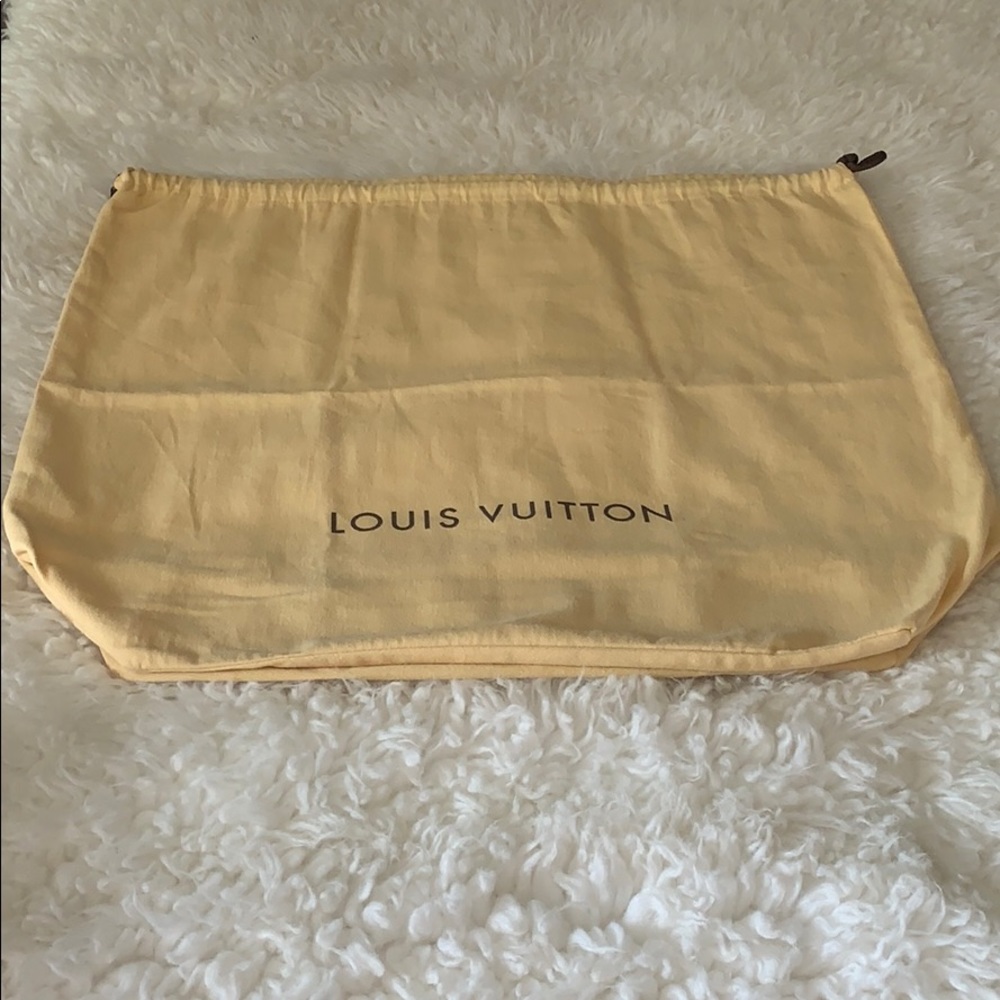 Large Louis Vuitton dustbag